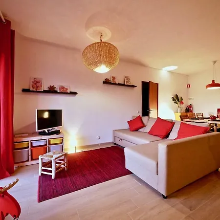 Beautiful 2 Bedroom In Center With Balcony * Vilamoura